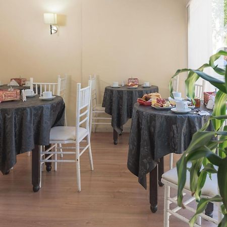 סן חואן Hotel Nuevo Suizo מראה חיצוני תמונה